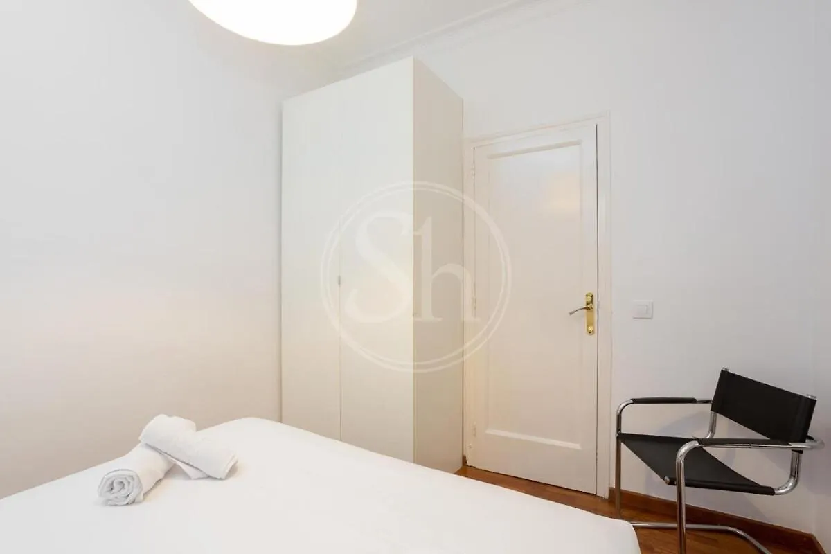 Apartment Elegante Apartamento Cerca De La Sagrada Familia I Barcelona