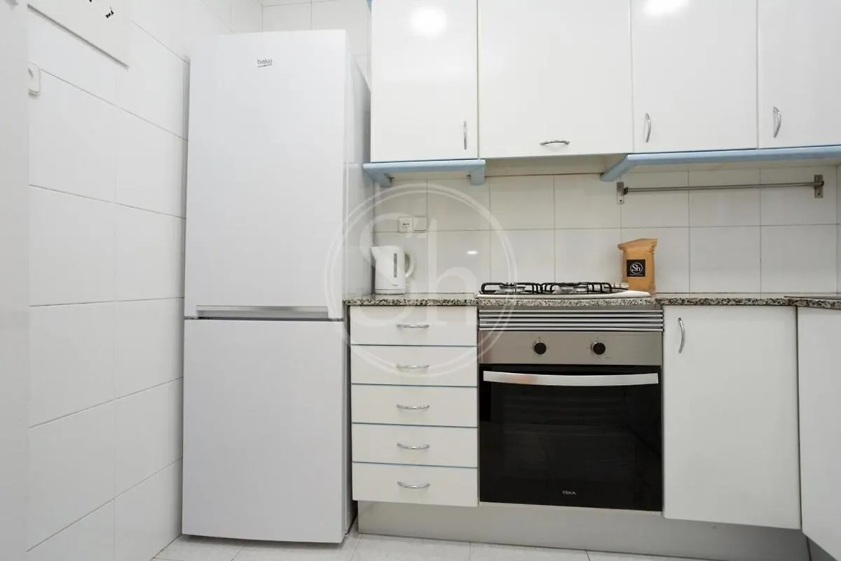 Elegante Apartamento Cerca De La Sagrada Familia I Barcelona 0*,  Spain