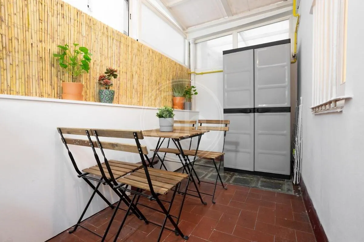 Elegante Apartamento Cerca De La Sagrada Familia I Barcelona 0*,  Spain
